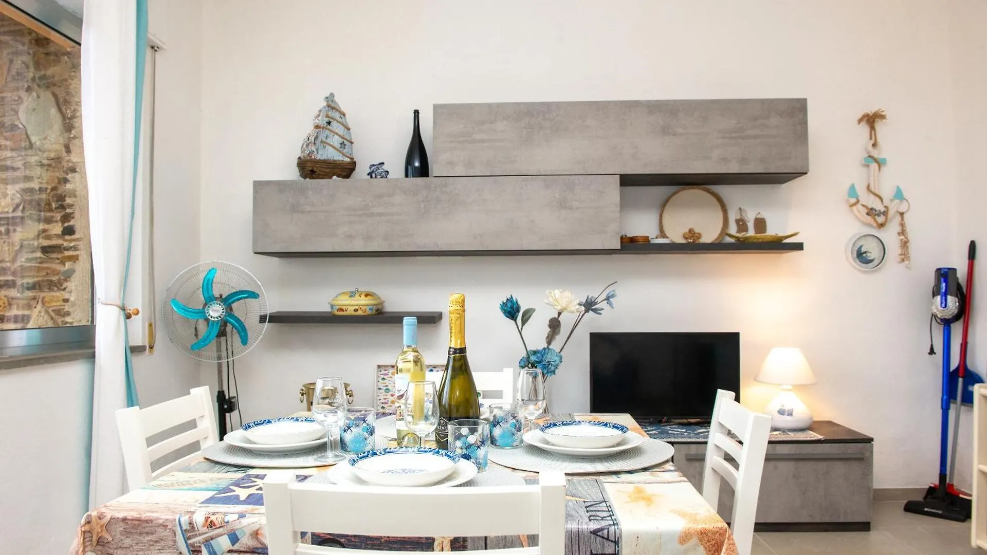 Casa Vacanze - Li Nassi Stintino Tatil Evi
