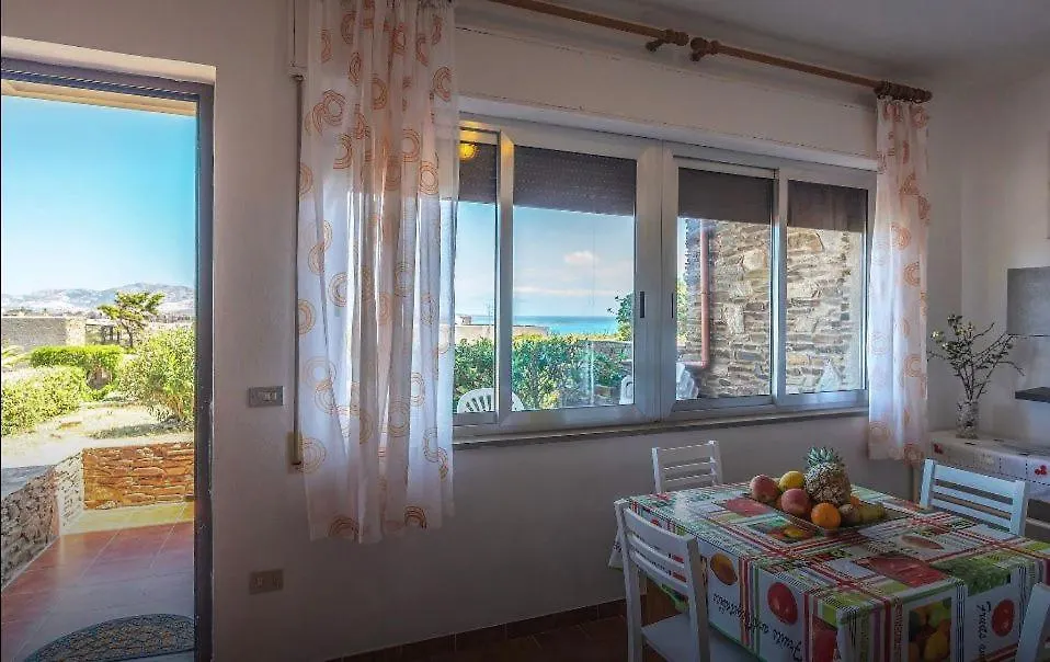Casa Vacanze - Li Nassi Stintino Tatil Evi