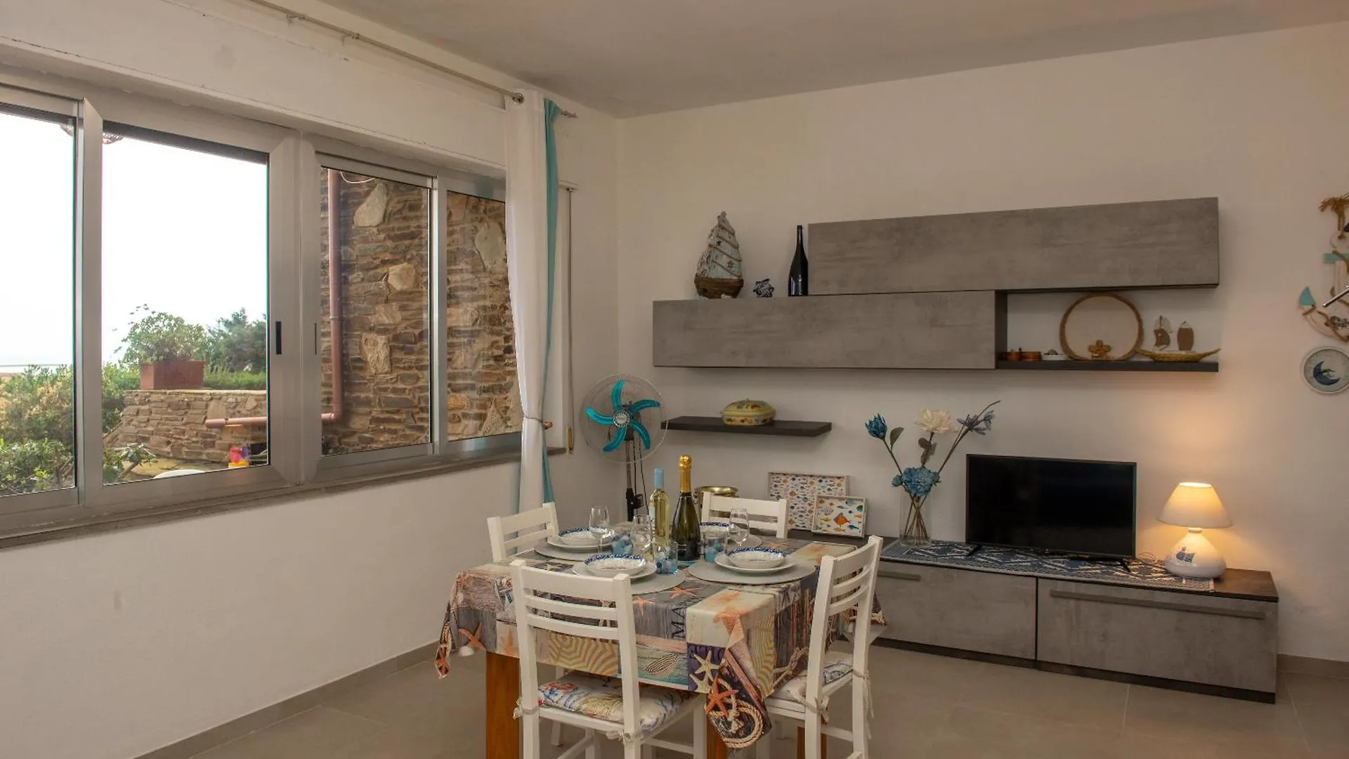 Tatil Evi Casa Vacanze - Li Nassi Stintino İtalya